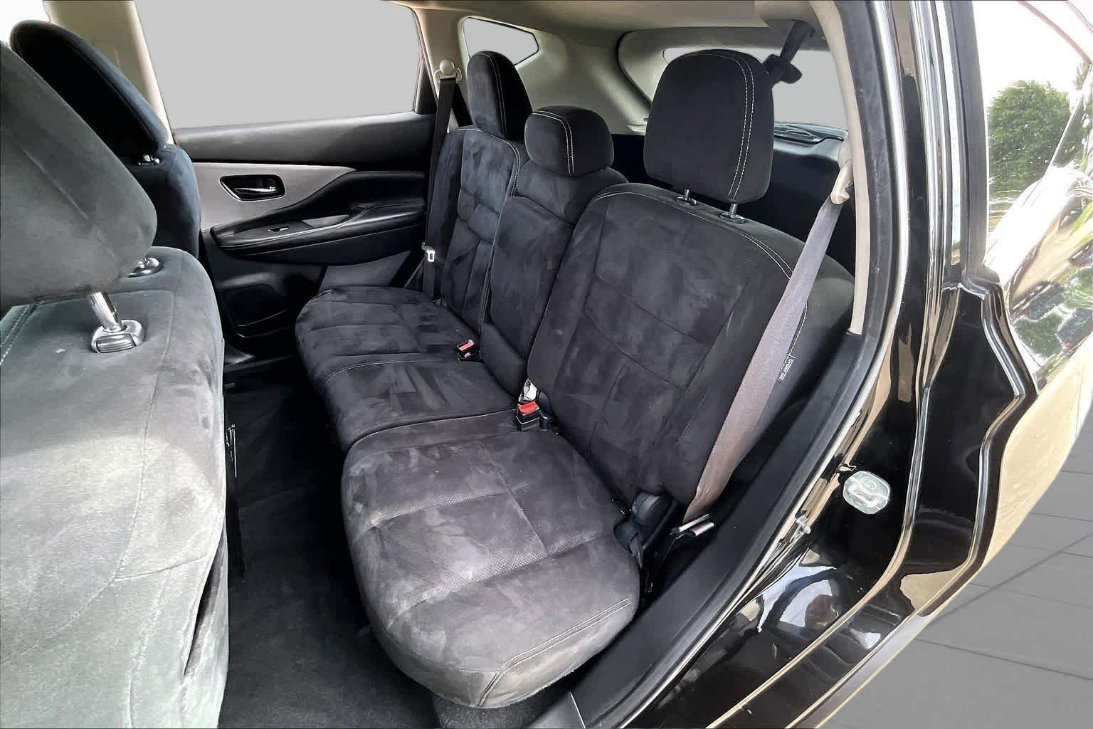 Used 2020 Super Black Metallic Nissan S image 19