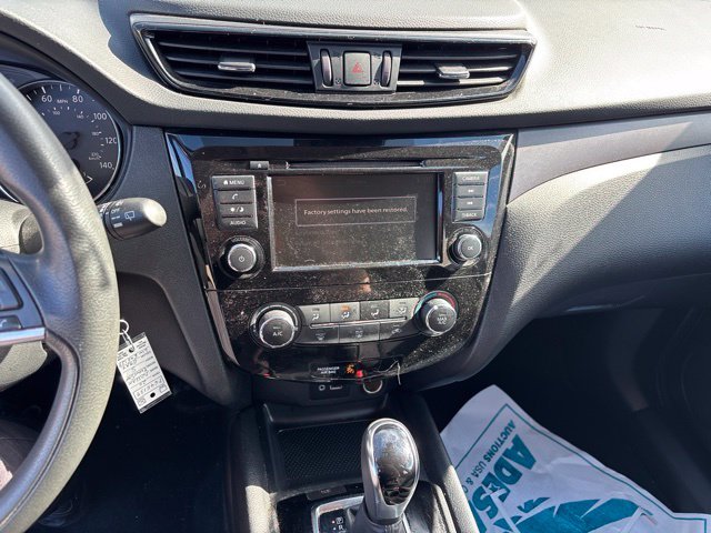 Certified Used 2020 Gun Metallic Nissan S image 19