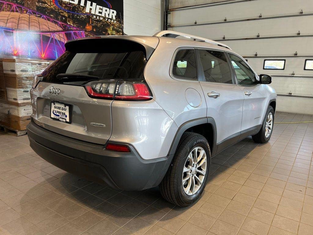 Used 2019 Billet Silver Metallic Clearco Jeep Latitude Plus image 11