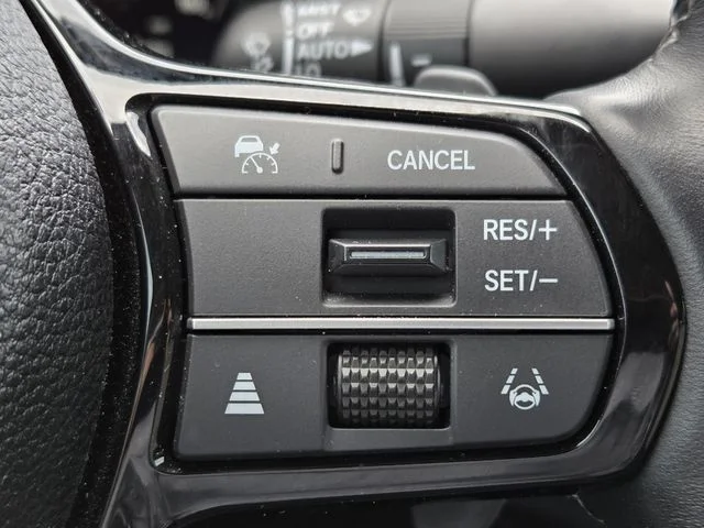 Used 2024  Honda Touring image 23