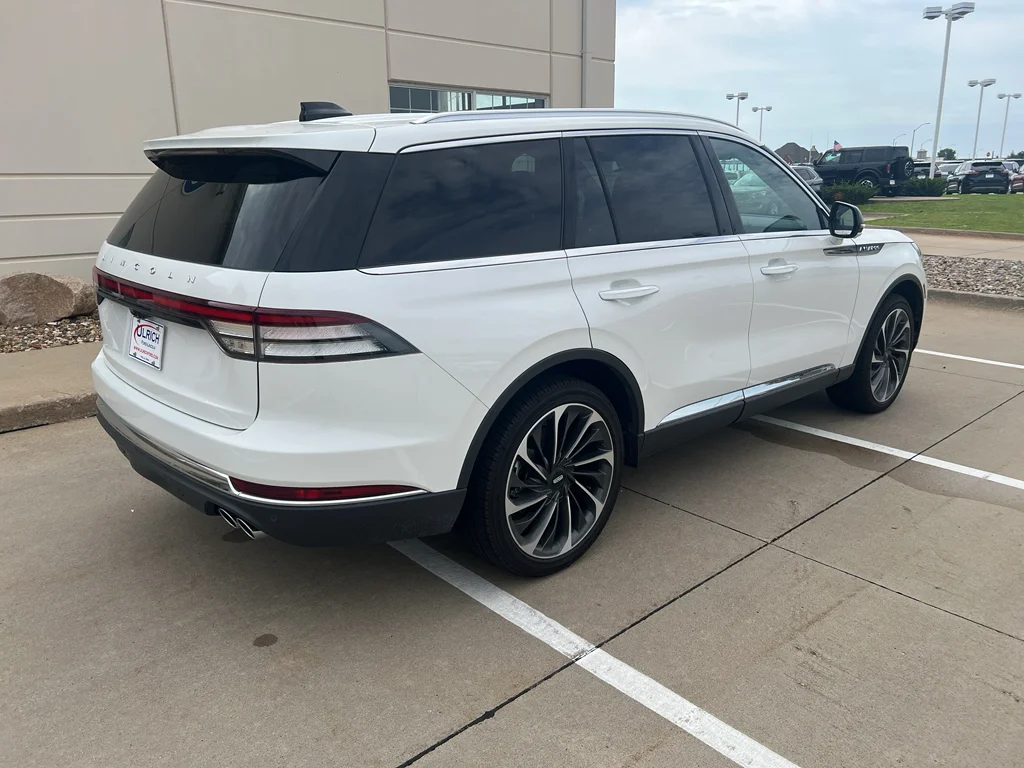 New 2026 Pristine White Metallic Tri-Coat Lincoln Reserve® image 10