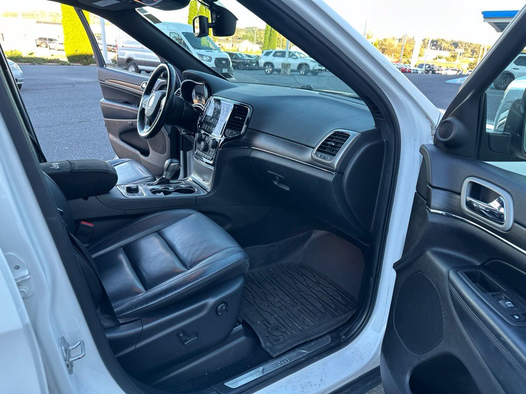 Used 2021 White Jeep Limited image 13