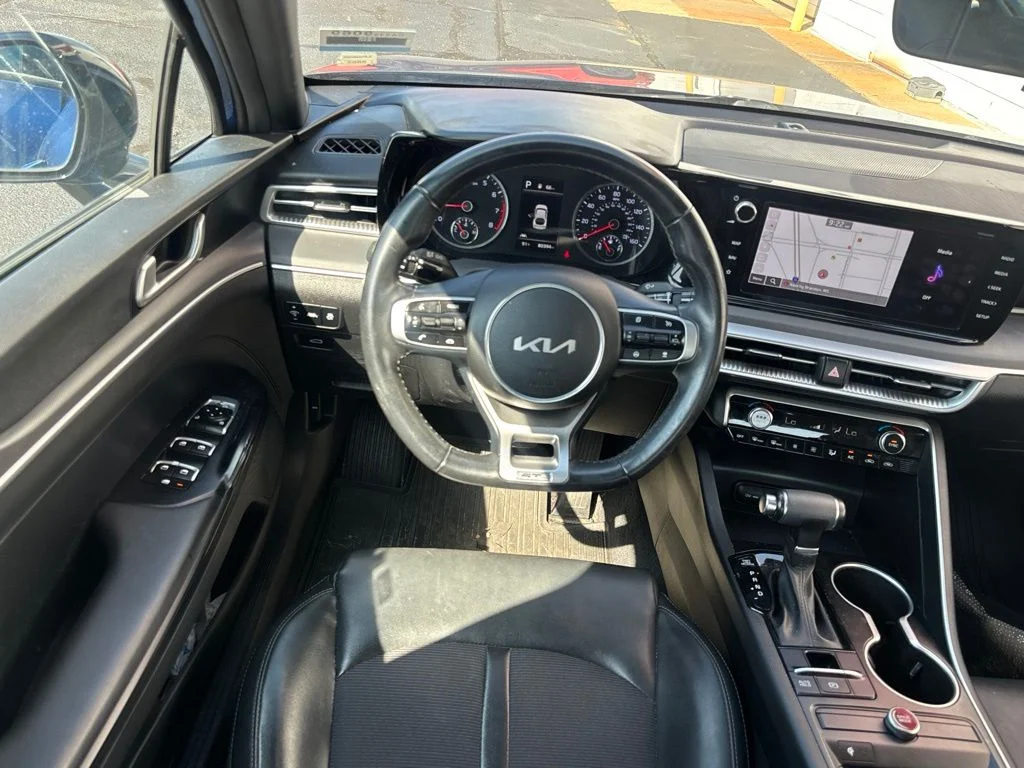 Used 2023 Blue Kia GT-Line image 2