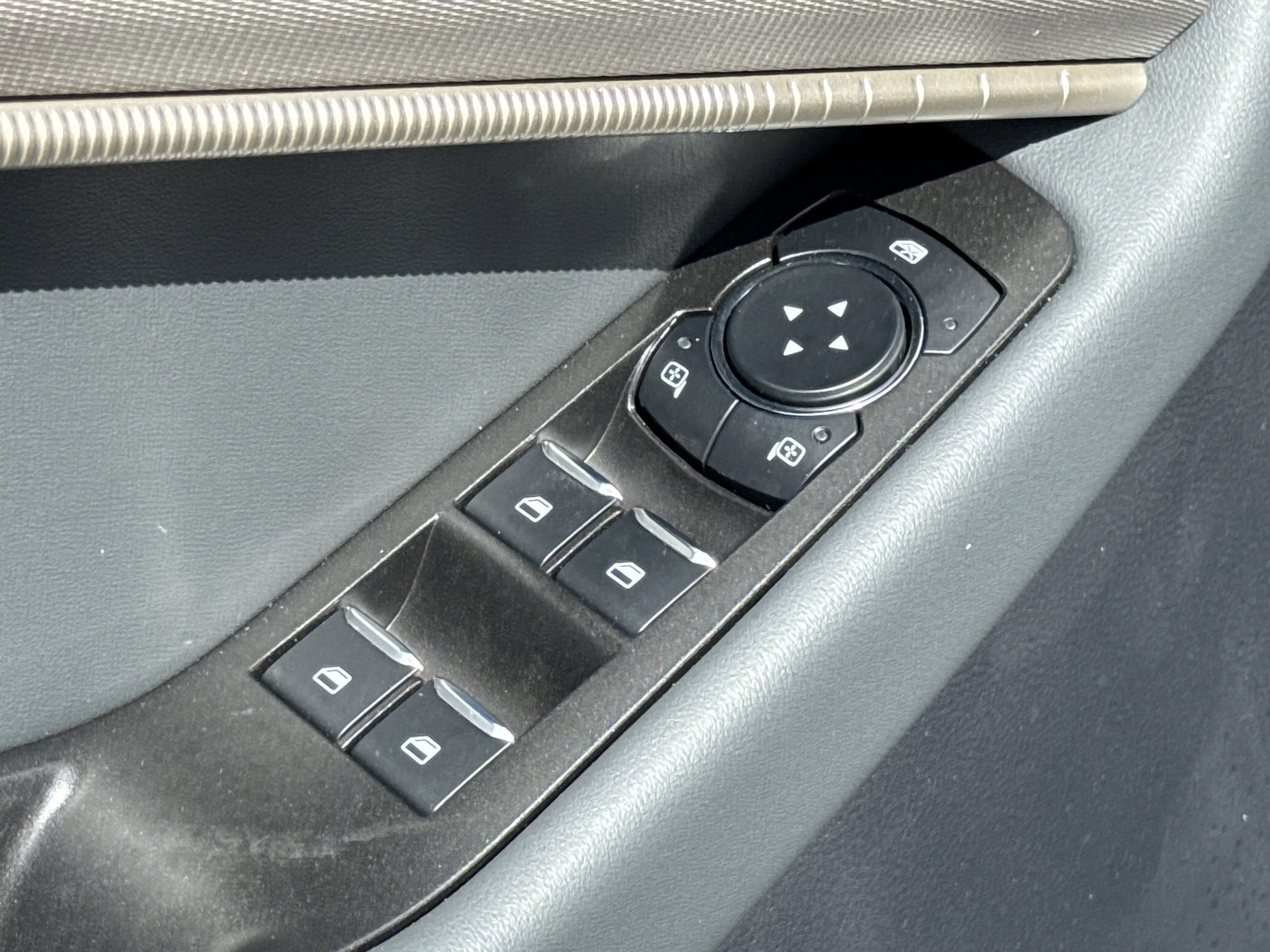 Used 2026 Carbonized Gray Metallic Ford Active image 29