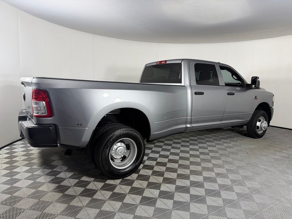 Used 2024 Silver Ram Tradesman image 9