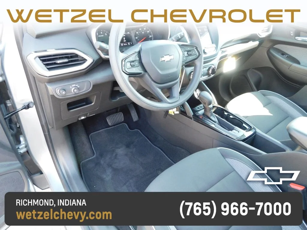 Used 2023 Gray Chevrolet LS image 13