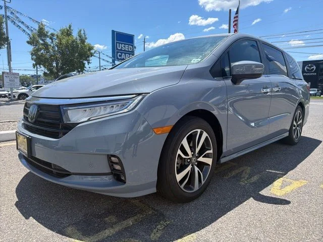 2023 Honda Odyssey Touring's photo