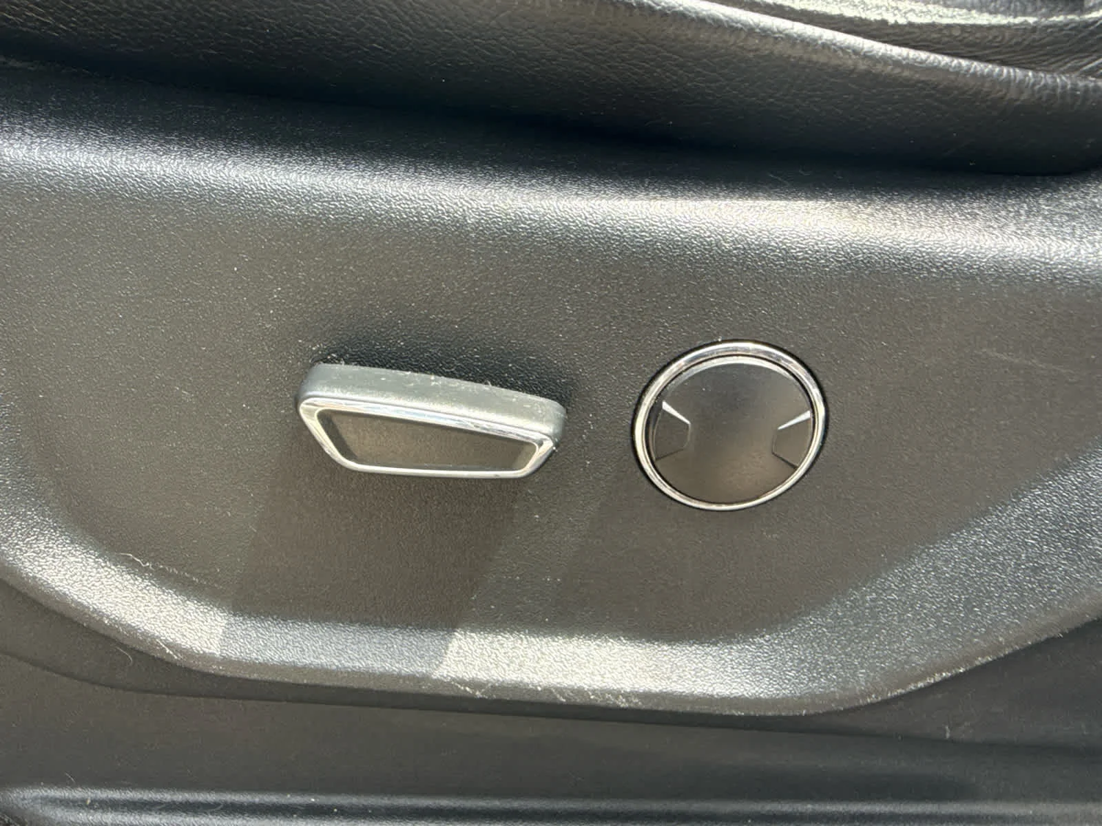 Used 2017 Oxford White Ford XLT image 18