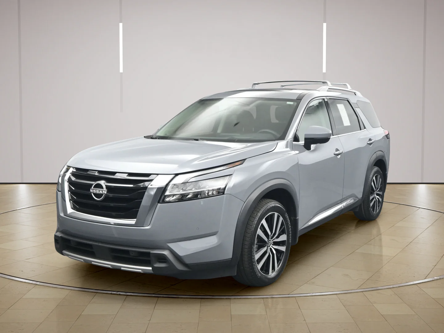 Certified Used 2024 Boulder Gray Pearl Nissan Platinum image 3