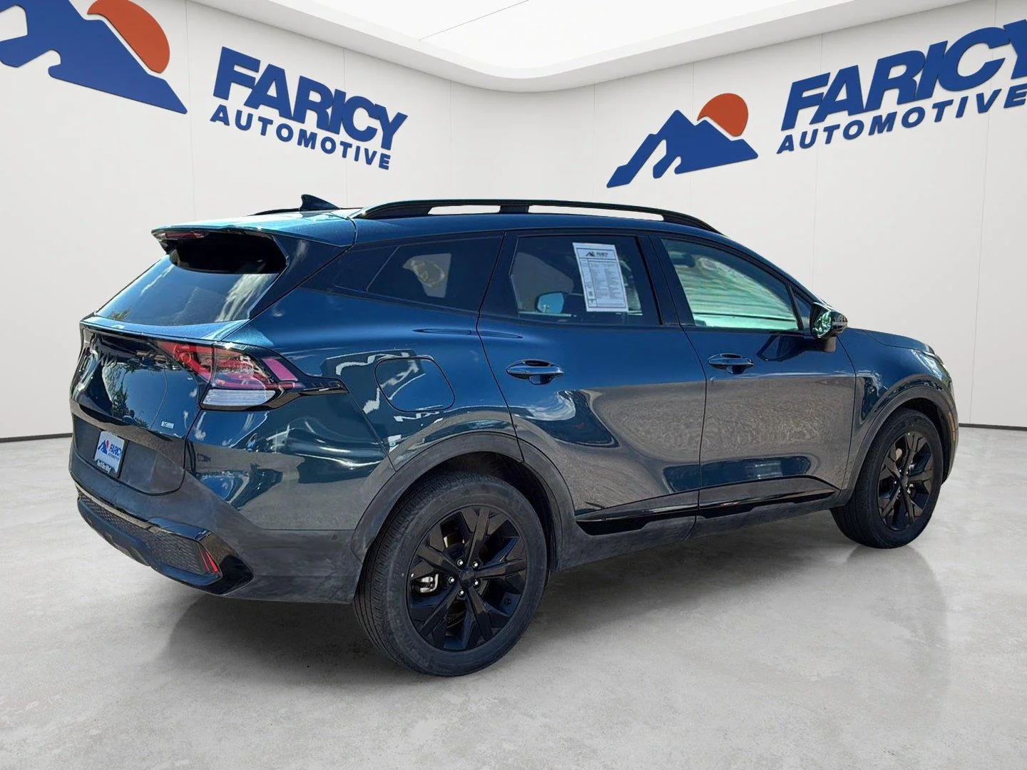 Used 2025 Vesta Blue Kia X-Line Prestige image 14