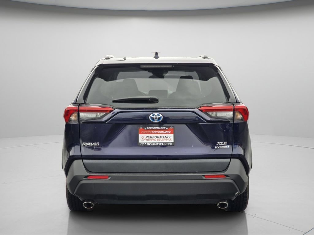 2024 Toyota RAV4 XLE - Photo 20