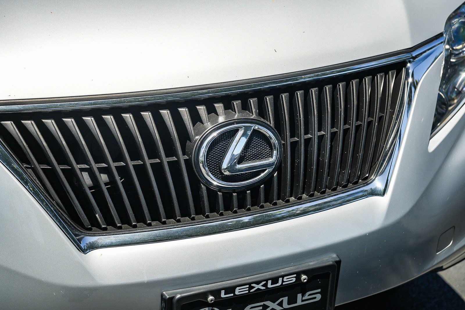 Used 2011 Tungsten Pearl Lexus 350 image 9