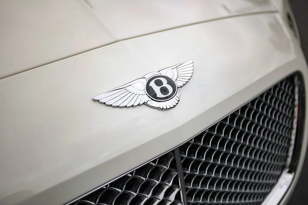 Used 2014 Glacier White Bentley Speed image 14