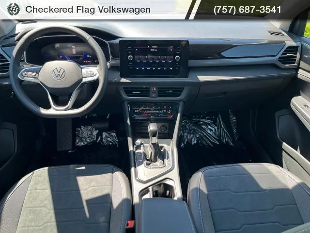 New 2026 Black Volkswagen 1.5T SE Black image 29