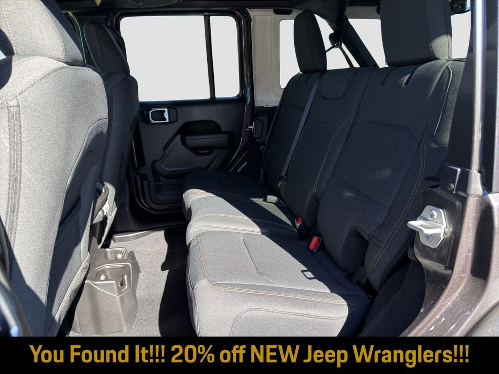 New 2026 Granite Crystal Metallic Clearcoat Jeep Sport S image 22
