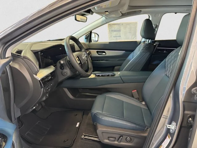 New 2026 Gray Nissan Platinum image 9