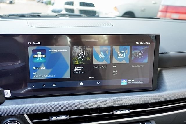 Used 2024 Silver Hyundai SEL image 23