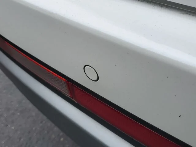 Used 2025 White Hyundai SEL image 6