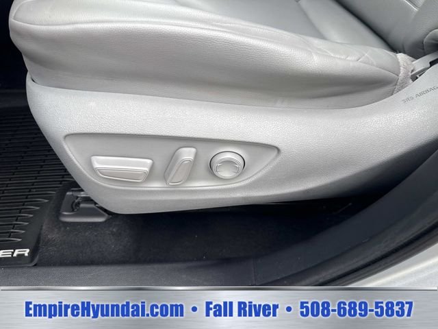 2020 Toyota Highlander XLE - Photo 20