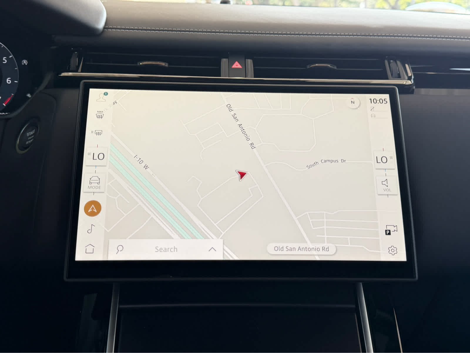 New 2026 Fuji White Land Rover Belgravia Edition image 17