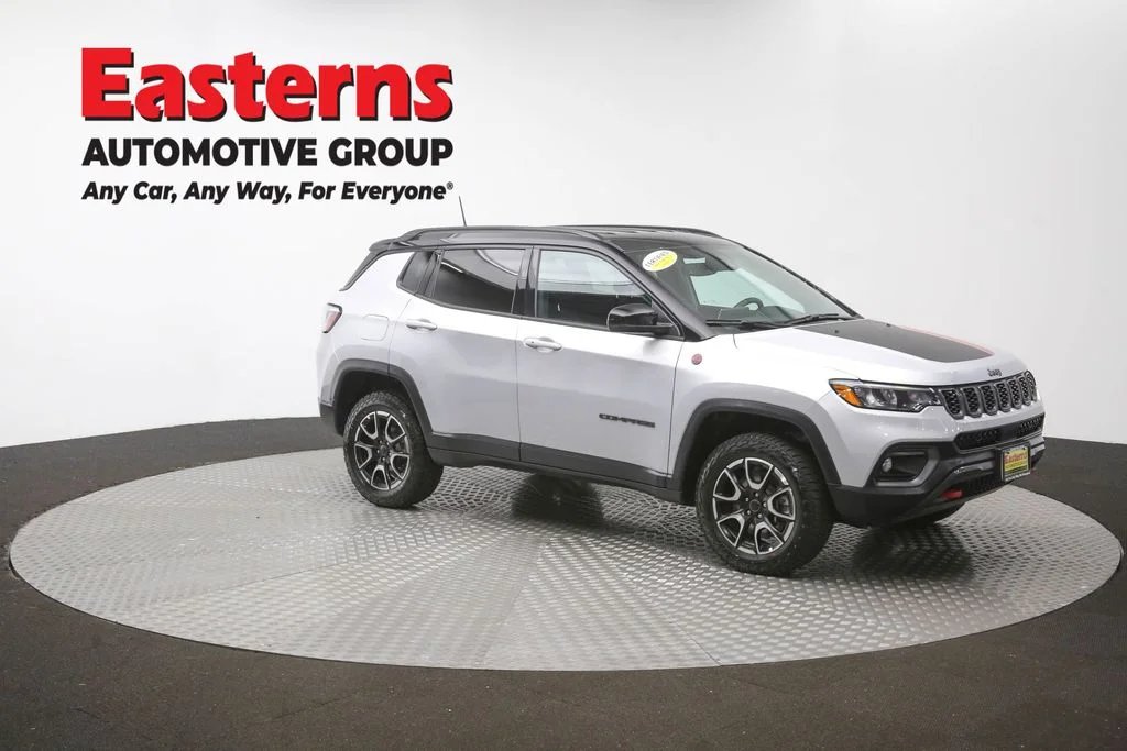 Used 2025 Silver Jeep Trailhawk image 47