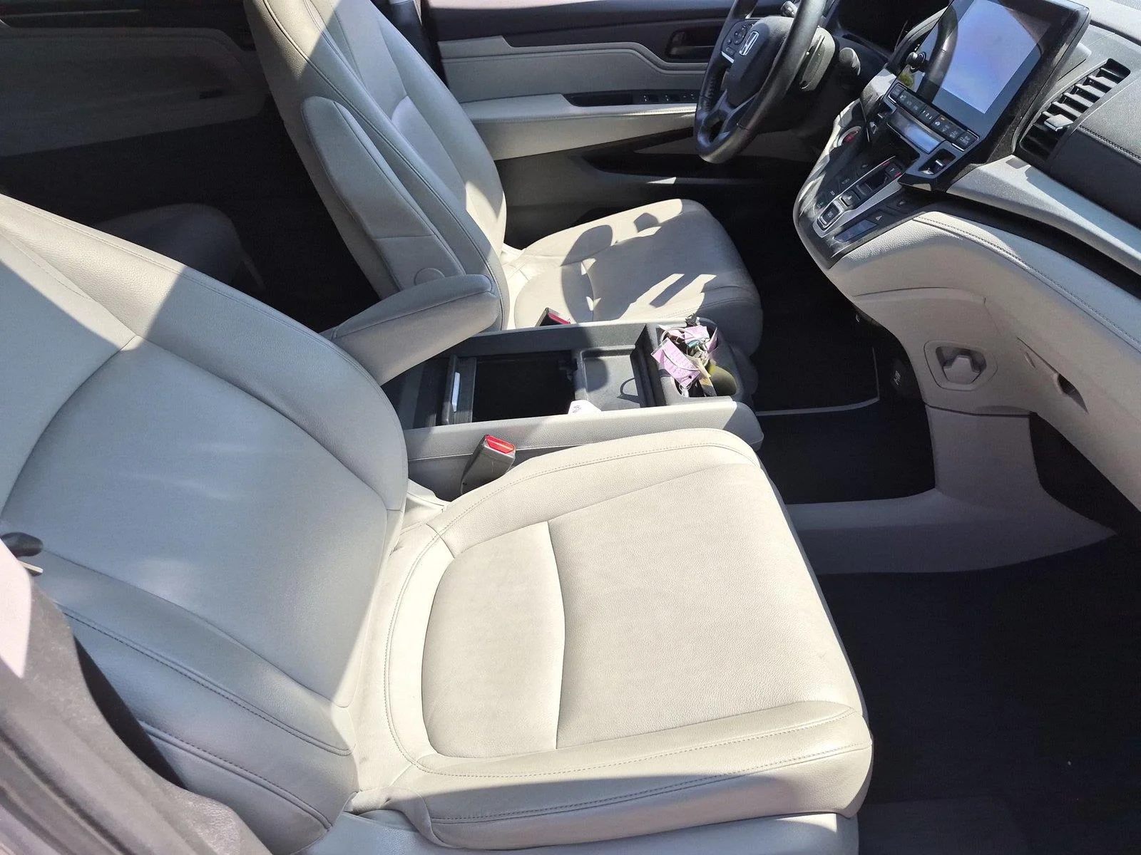 Used 2023 Lunar Silver Metallic Honda EX-L image 39