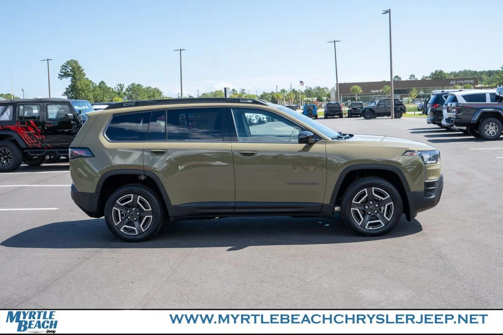 New 2026 41 Exterior Paint Jeep Laredo image 7
