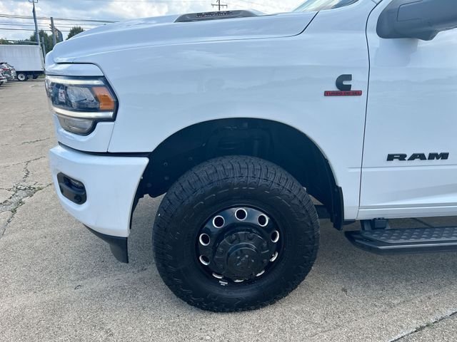 Used 2023 White Ram Laramie image 34