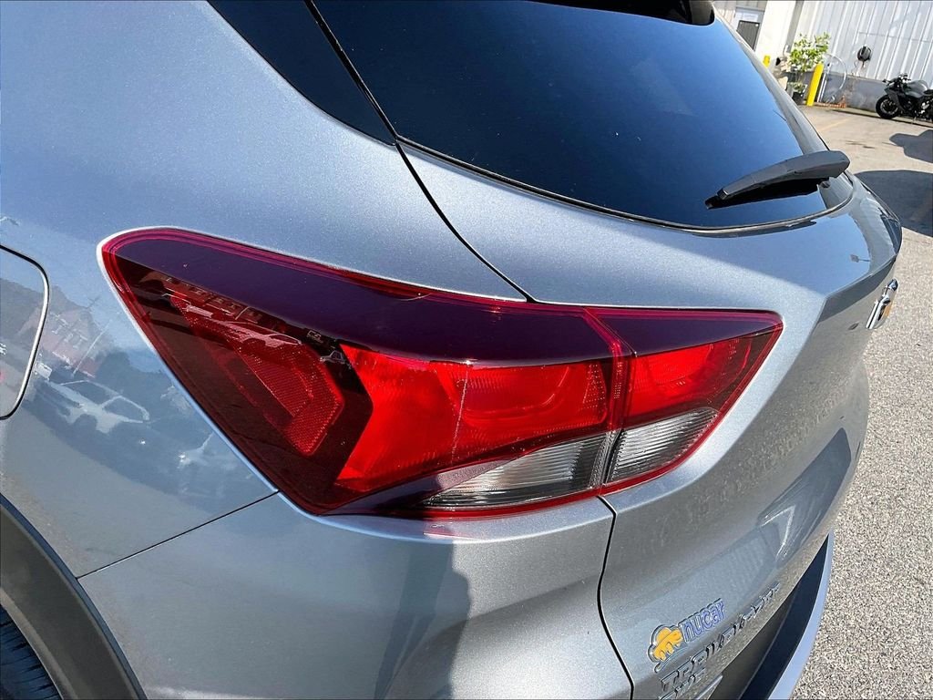 Used 2024 Gray Chevrolet LT image 33