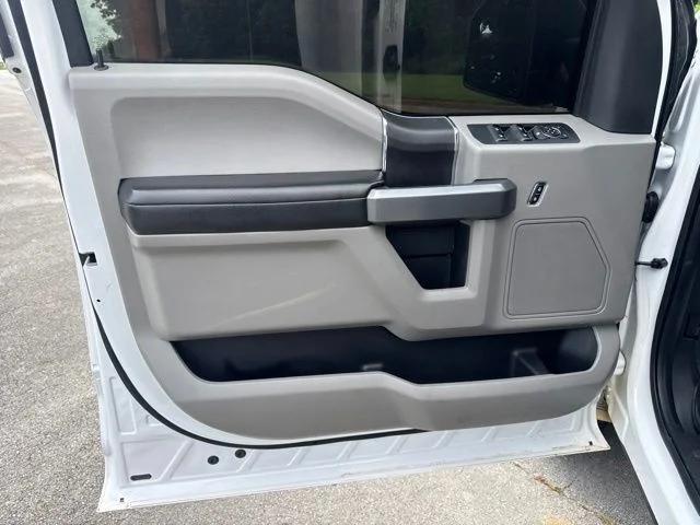 Used 2018 White Ford XLT image 14