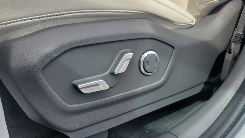 2024 Hyundai Santa Fe SEL - Photo 16