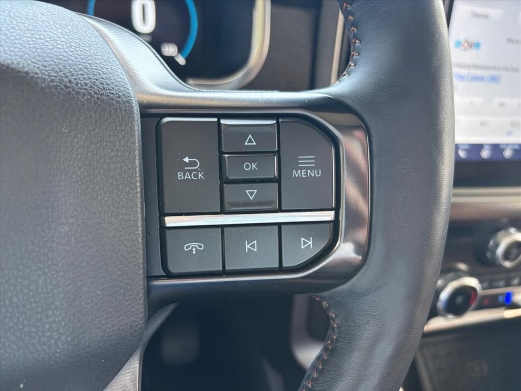 Used 2023 Black Metallic Ford Platinum image 18