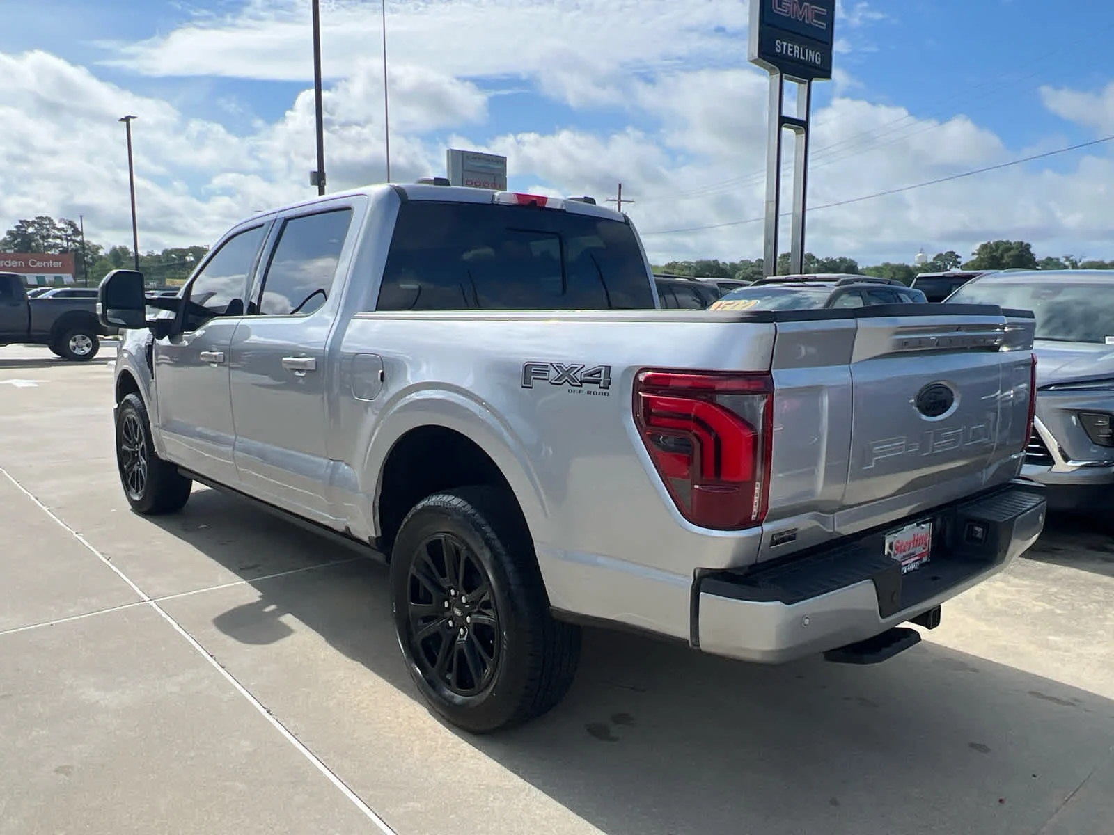 2025 Ford F-150 Platinum - Photo 6
