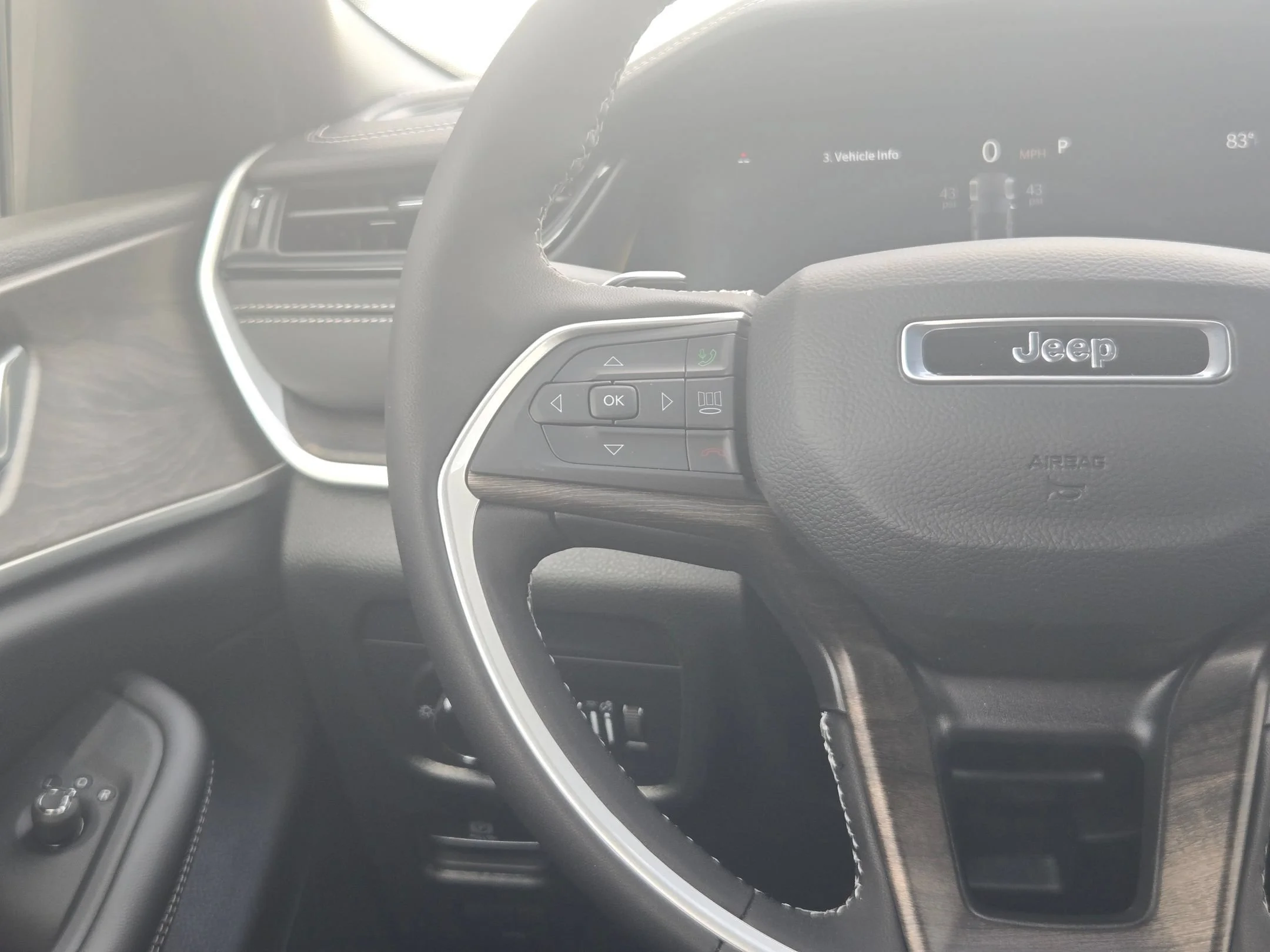 New 2026 Baltic Gray Metallic Clearcoat Jeep Laredo Altitude image 20
