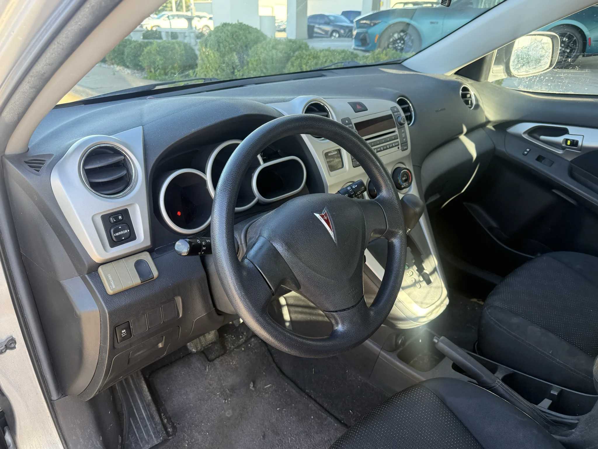Used 2009  Pontiac Base image 8