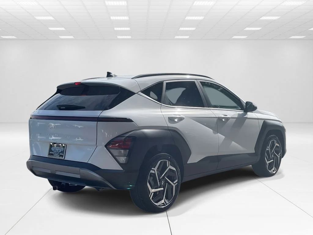 New 2026 White Hyundai SEL Premium image 6