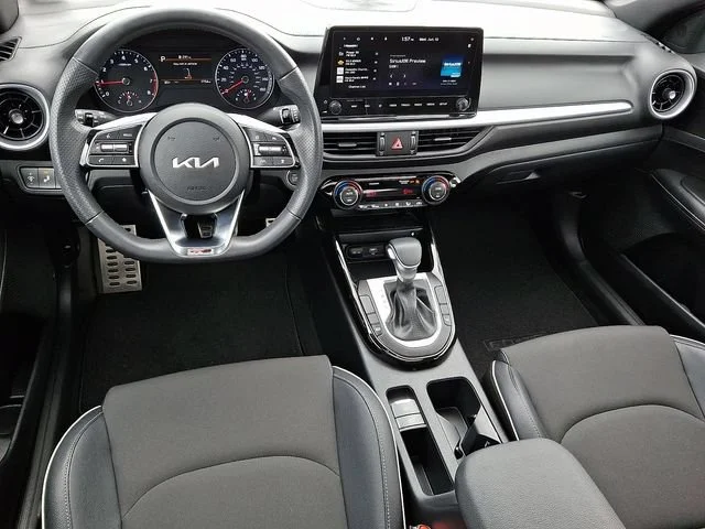 Used 2024 Black Kia GT-Line image 12