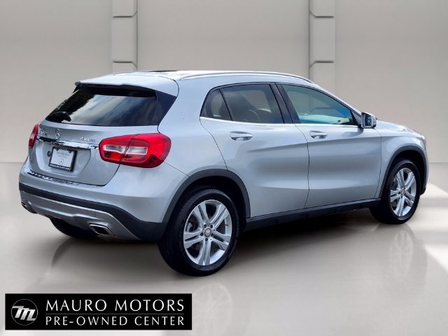 Used 2017 Silver Mercedes-Benz GLA 250 image 6