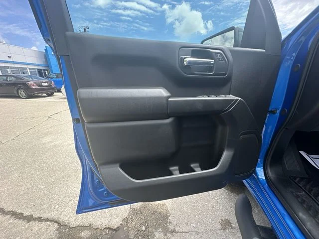 Used 2025 Blue Chevrolet Custom image 24