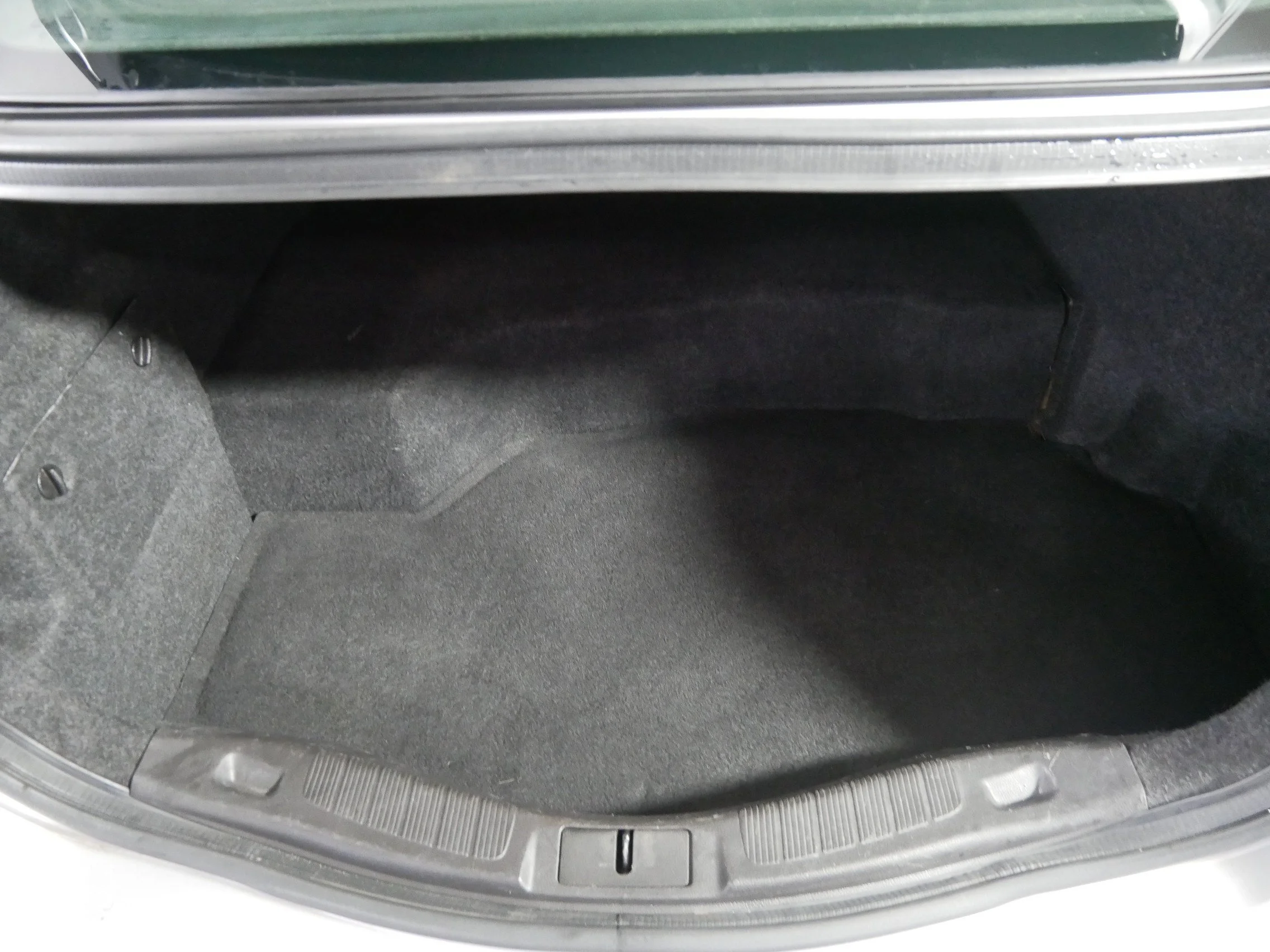Used 2014 Ingot Silver Metallic Ford S Hybrid image 18
