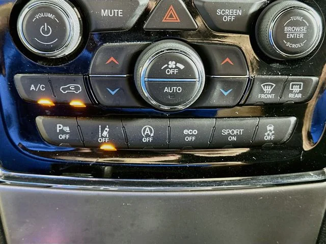 Certified Pre-Owned 2020 Jeep Grand Cherokee Altitude