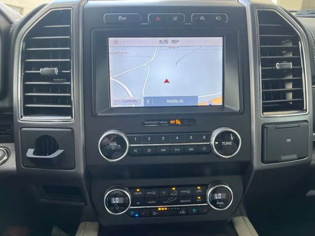 Used 2020 Agate Black Ford Platinum image 20