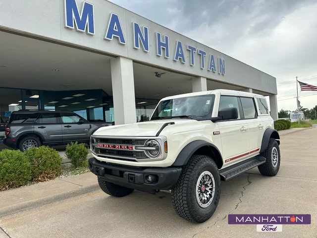 2026 Ford Bronco Outer Banks®