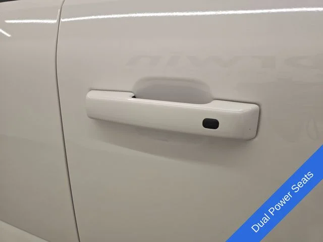 New 2026 Star White Metallic Tri-Coat Ford F-250® Platinum® image 9