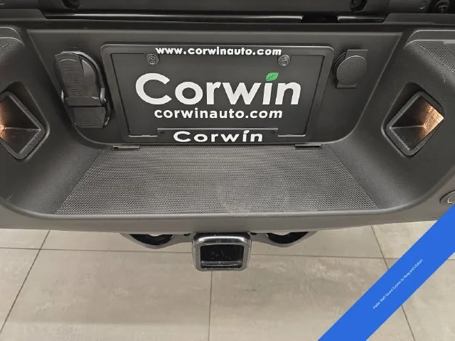 New 2027 Carbonized Gray Metallic Ford F-350® Lariat® image 20