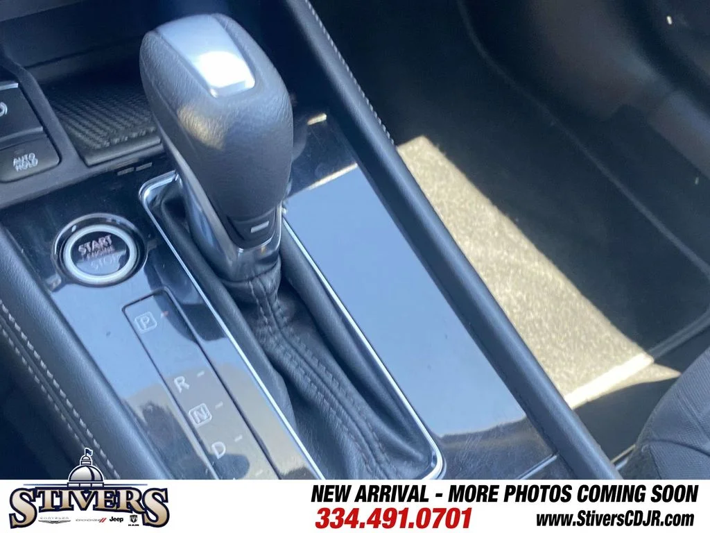 Used 2023 Red Nissan SV image 26