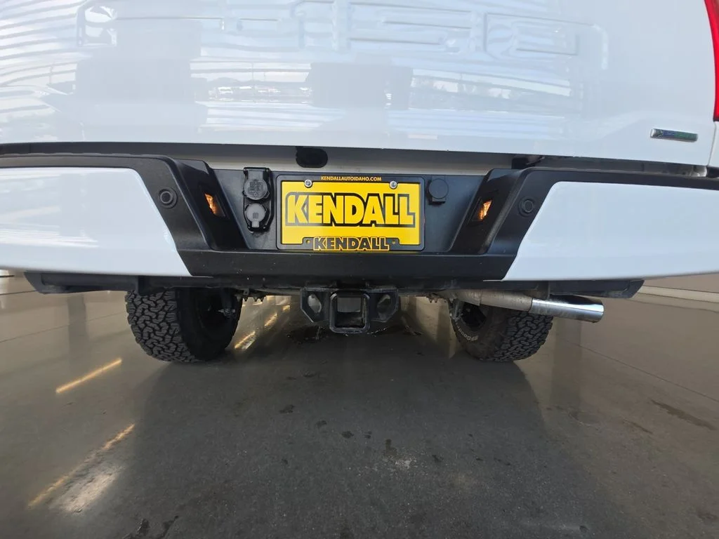 Used 2022 White Ford XLT image 27