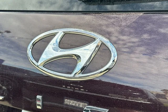 Used 2024 Red Hyundai SEL image 7