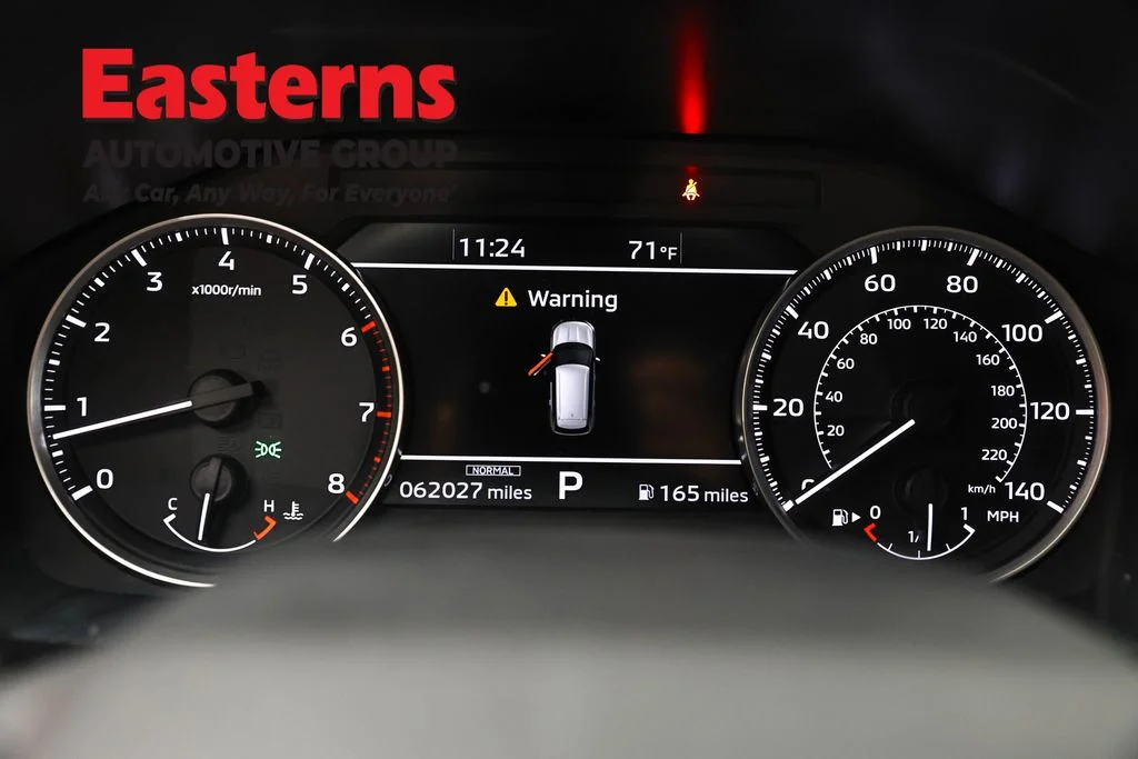Used 2024 Gray Mitsubishi SE image 17
