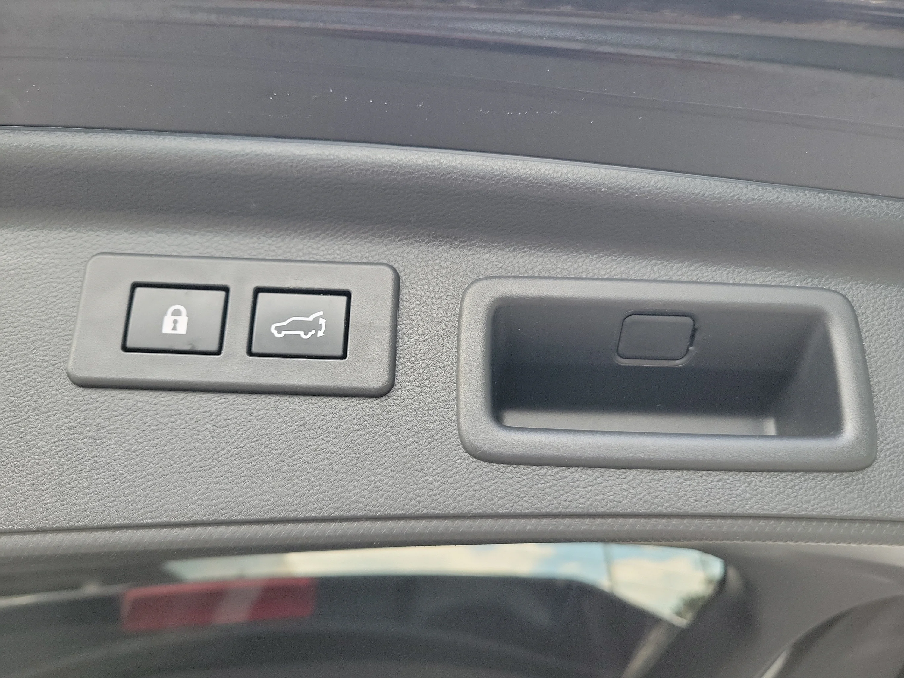 Used 2024 Crystal Black Silica Subaru Sport image 10